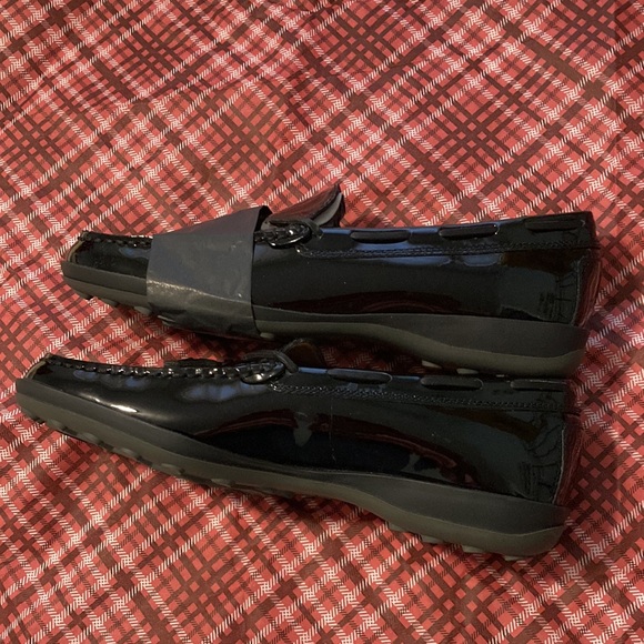 AEROSOLES Patent Leather Loafers with Square Leather Tassels - Picture 11 of 14